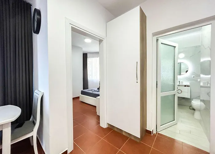 Sunset Mirage Retreat B76 Golem (Tirana)