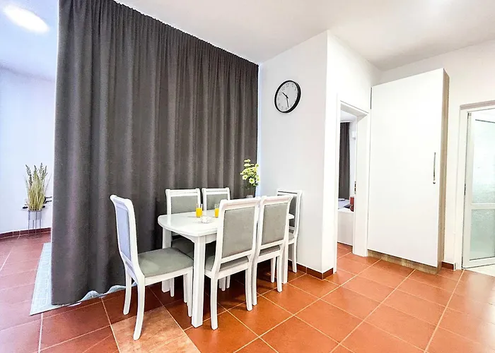 Sunset Mirage Retreat B76