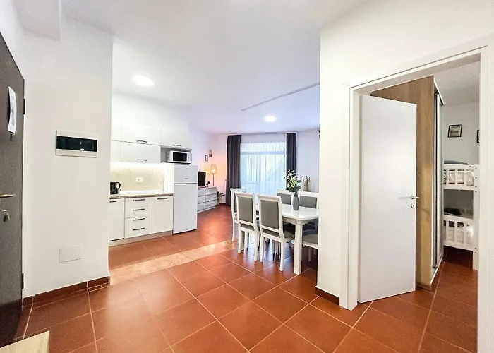 Sunset Mirage Retreat B76 *