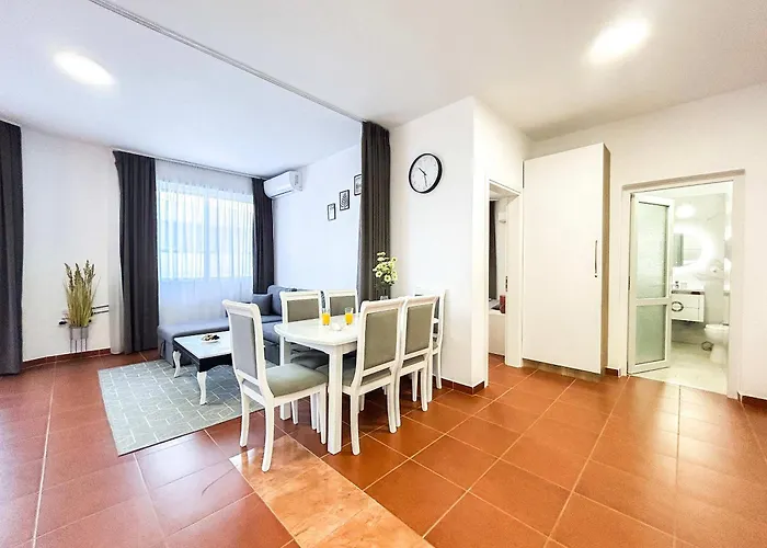 Sunset Mirage Retreat B76 *