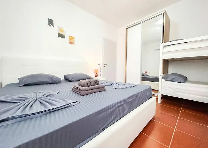 Sunset Mirage Retreat B76 *