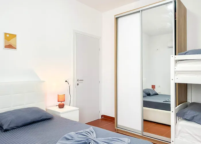 Sunset Mirage Retreat B76 Golem (Tirana)