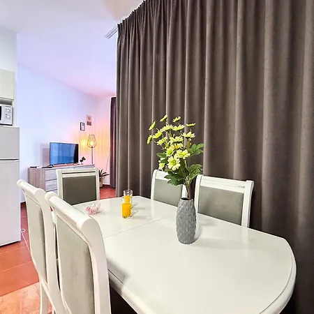 아파트 Sunset Mirage Retreat B76 골렘