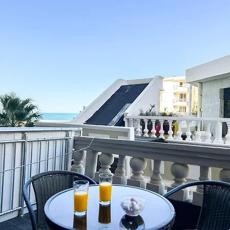 Sunset Mirage Retreat B76 골렘