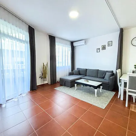 Sunset Mirage Retreat B76 Golem (Tirana)