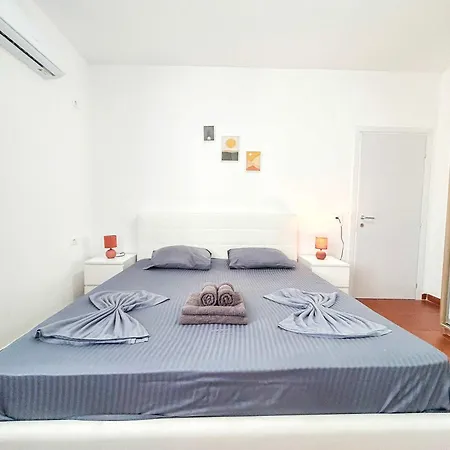 Sunset Mirage Retreat B76 아파트 골렘