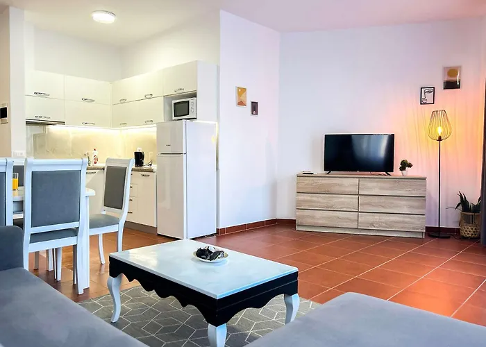 Sunset Mirage Retreat B76